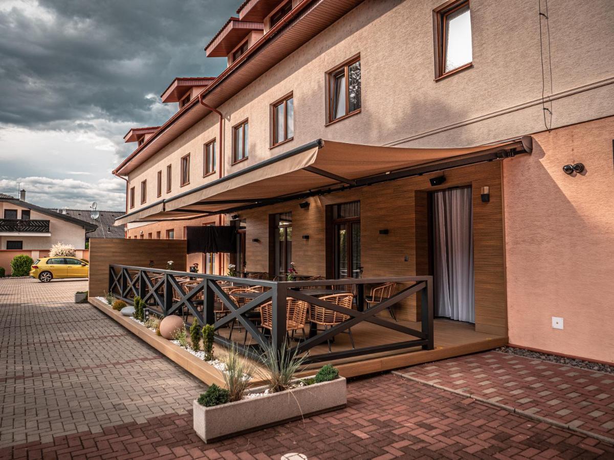 Hotel Novy Kastiel - Self Check-In Topolcany Exterior photo